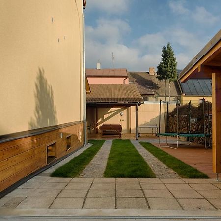 Romance Ubytovani Jindřichŭv Hradec Exterior photo